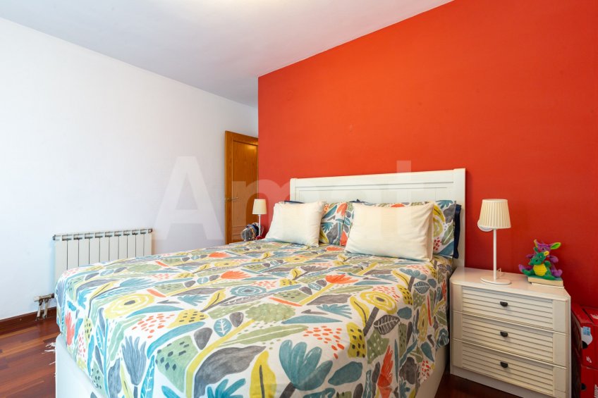 Àtic de 4 habitacions amb espectaculars vistes -28