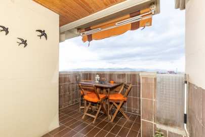 Àtic de 4 habitacions amb espectaculars vistes -3