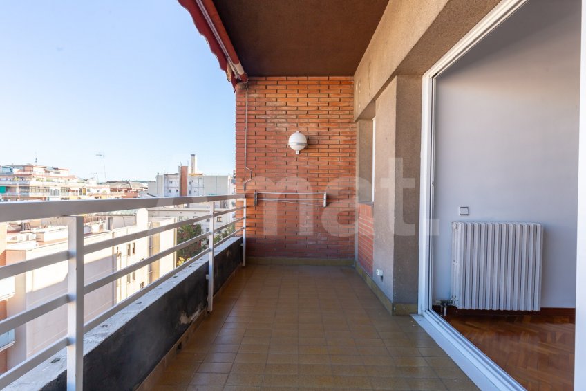 Pis alt i exterior a Les Corts -4