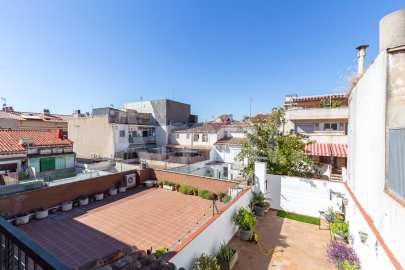 AMAT IMMOBILIARIS ofrece esta espectacular casa adosada en pleno centro de Rubí -15