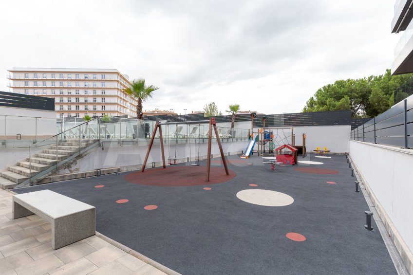 Elegant, còmode i amb gran zona comunitària -39