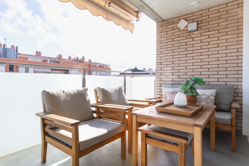 Duplex fully refurbished in one of the best areas in town -20