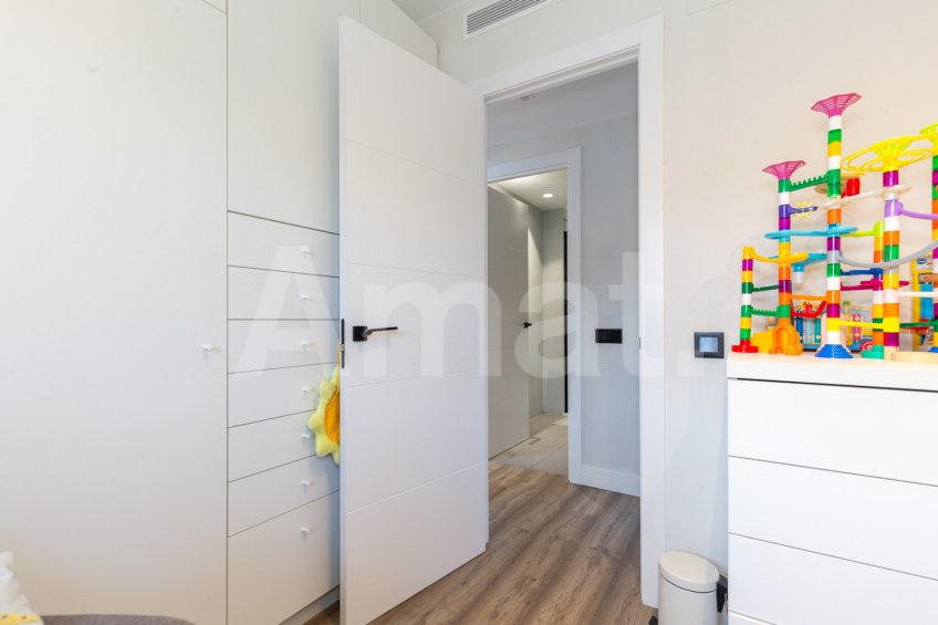 Duplex fully refurbished in one of the best areas in town -29