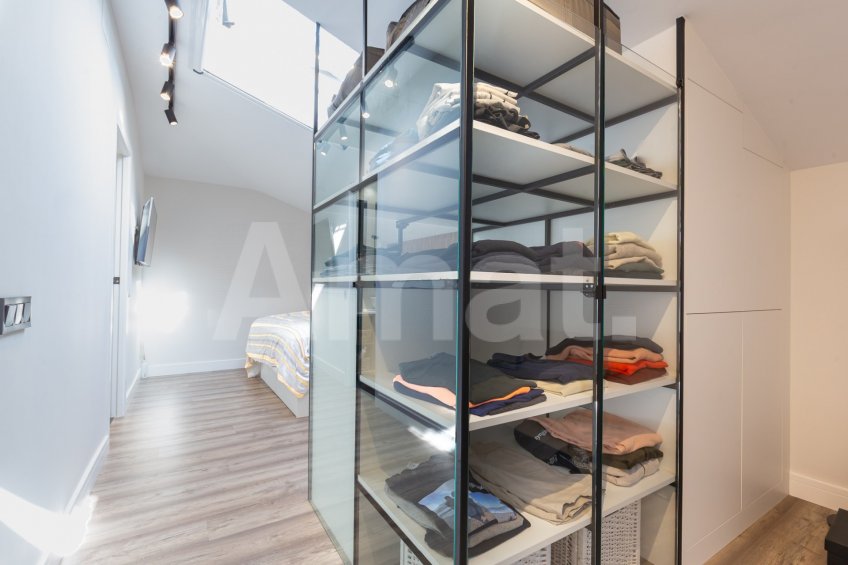 Duplex fully refurbished in one of the best areas in town -35