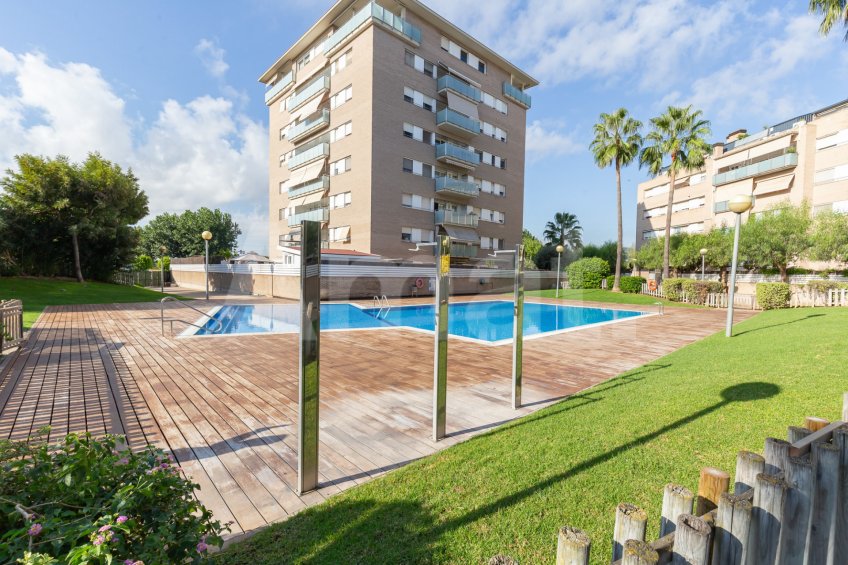 Duplex fully refurbished in one of the best areas in town -4