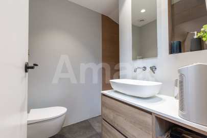 Duplex fully refurbished in one of the best areas in town -34