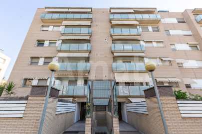 Duplex fully refurbished in one of the best areas in town -47