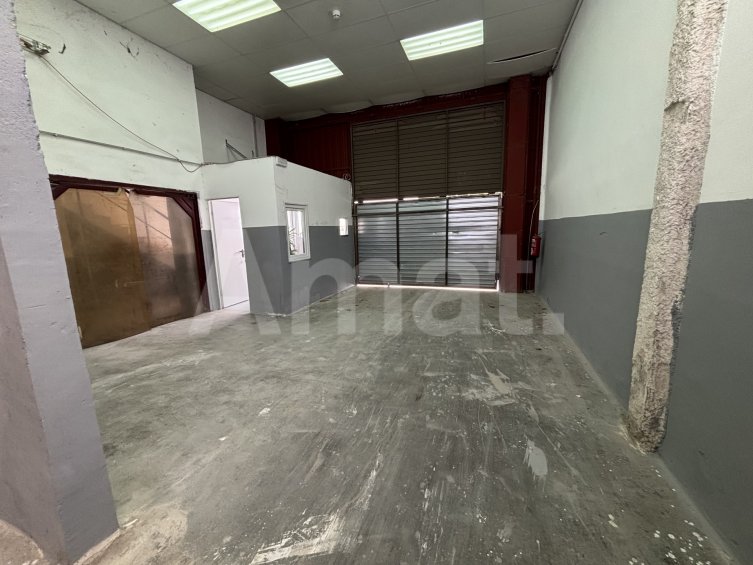Industrial warehouse with yards and 8m height in Pont Reixat -4