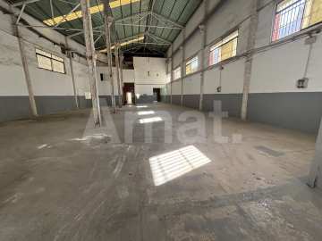 Industrial warehouse with yards and 8m height in Pont Reixat