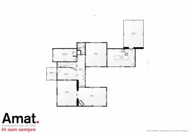 Exclusive house with garden and pool in the center -50