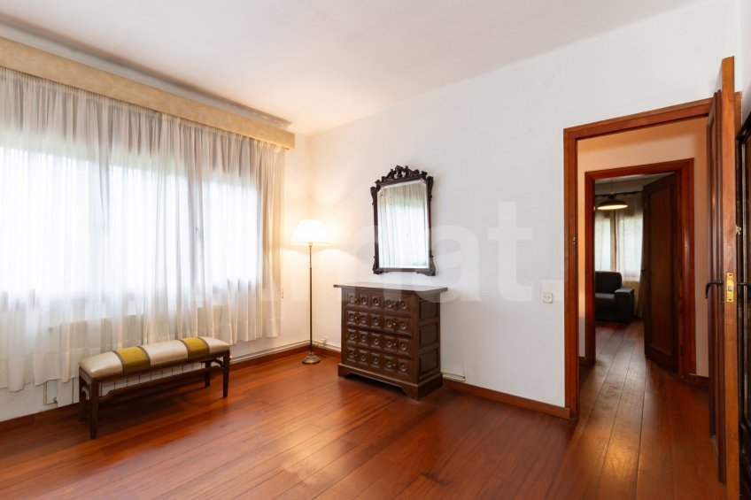 Casa amb gran terreny, i vistes a Mas Roig -17