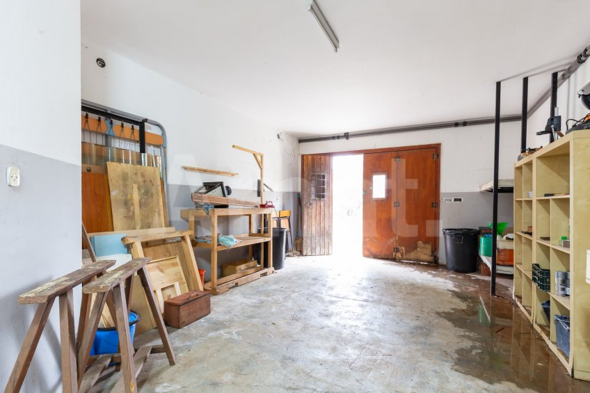 Casa amb gran terreny, i vistes a Mas Roig -45