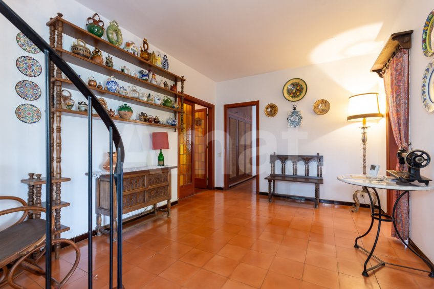 Casa amb gran terreny, i vistes a Mas Roig -6