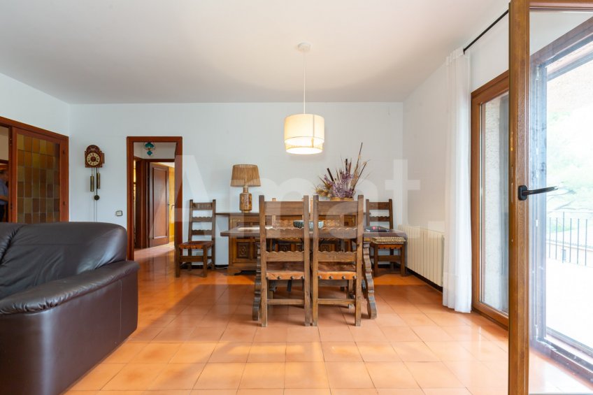 Casa amb gran terreny, i vistes a Mas Roig -7