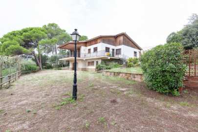 Casa amb gran terreny, i vistes a Mas Roig -37