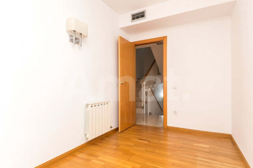 Fantástica casa pareada en Mirasol -19